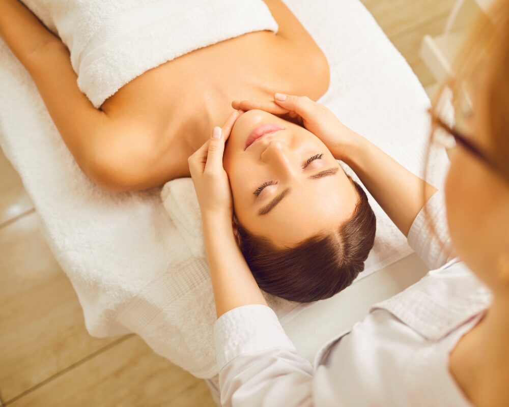 茨城小美玉市堅倉のタイ古式マッサージ・グリーンのマッサージ